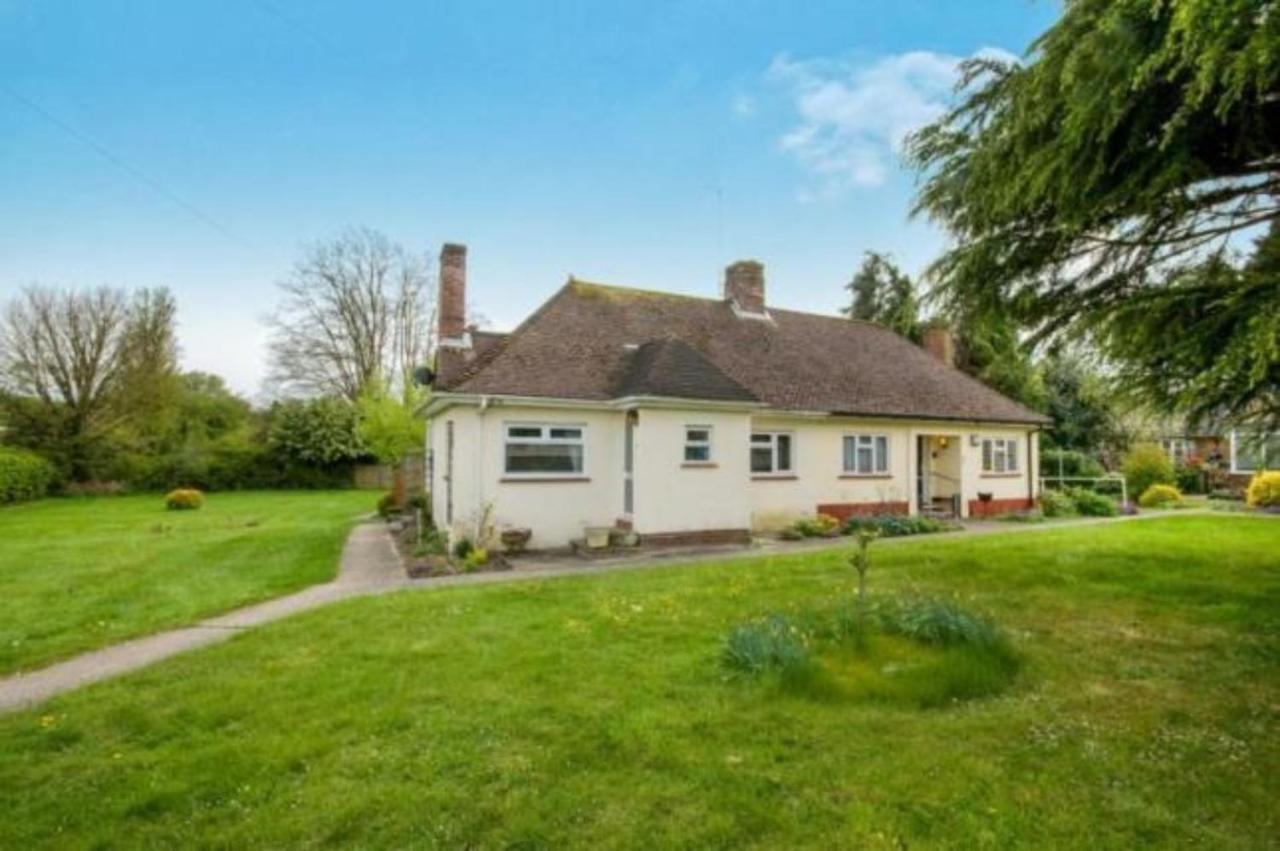 Grove Cottage Basingstoke Exteriör bild